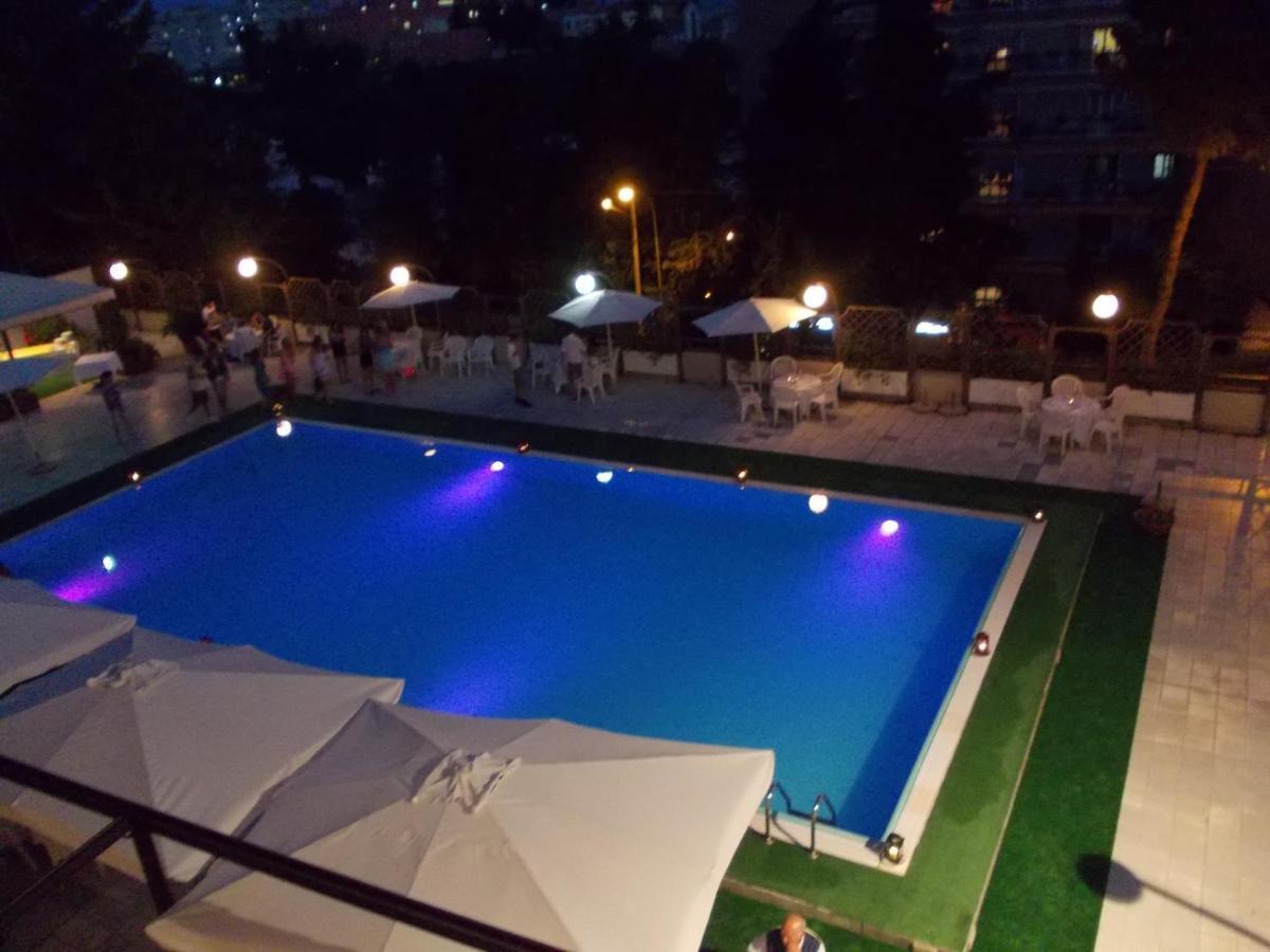 Hotel Du Parc Atri Luaran gambar