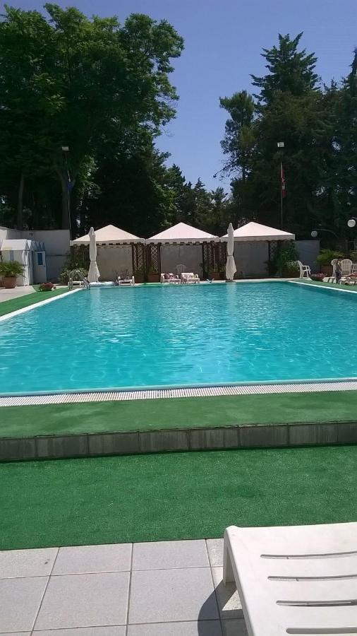 Hotel Du Parc Atri Luaran gambar